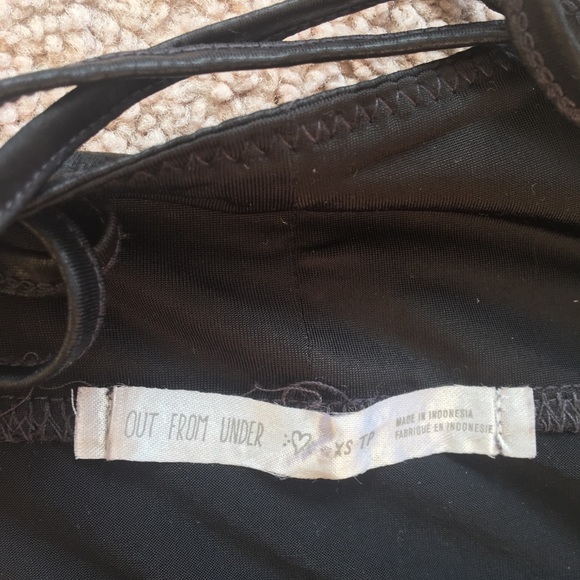 Out from under skip dress - Picture 2 of 6